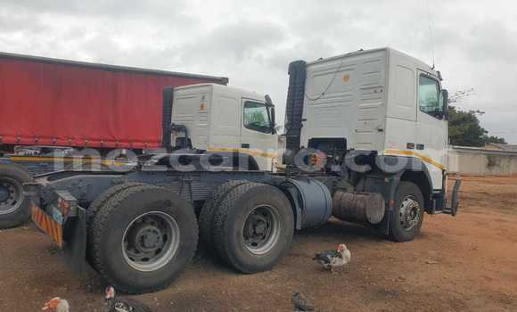 Buy Used Volvo F4 White Truck in Maputo in Maputo Buy Used Volvo F4 White Truck in Maputo in Maputo