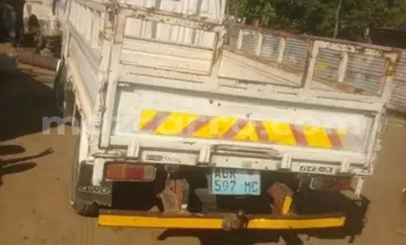 Nunua Ilio tumika Toyota Dyna Nyingine Gari ndani ya Maputo nchini Maputo Nunua Ilio tumika Toyota Dyna Nyingine Gari ndani ya Maputo nchini Maputo