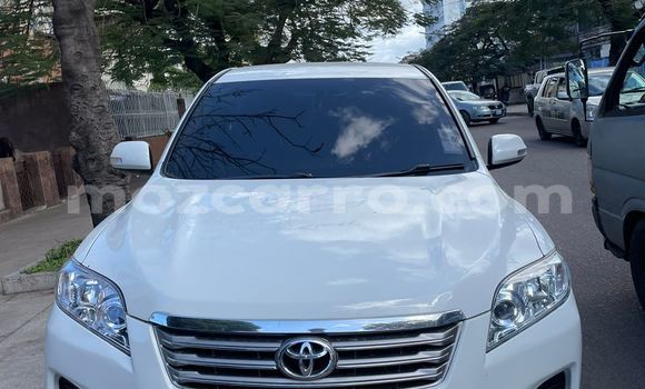 Nunua Ilio tumika Toyota Vanguard Nyeupe Gari ndani ya Maputo nchini Maputo Nunua Ilio tumika Toyota Vanguard Nyeupe Gari ndani ya Maputo nchini Maputo