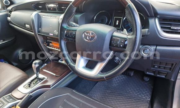 Nunua Ilio tumika Toyota Fortuner Nyingine Gari ndani ya Maputo nchini Maputo Nunua Ilio tumika Toyota Fortuner Nyingine Gari ndani ya Maputo nchini Maputo