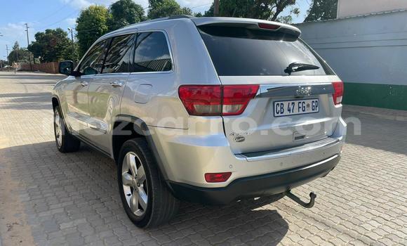 Nunua Ilio tumika Jeep Cherokee Nyingine Gari ndani ya Maputo nchini Maputo Nunua Ilio tumika Jeep Cherokee Nyingine Gari ndani ya Maputo nchini Maputo