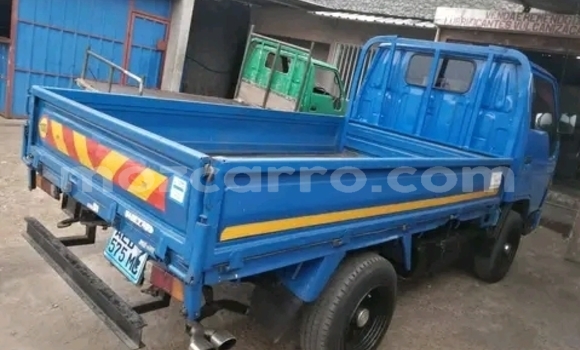 Nunua Ilio tumika Toyota Dyna Bluu Gari ndani ya Maputo nchini Maputo Nunua Ilio tumika Toyota Dyna Bluu Gari ndani ya Maputo nchini Maputo