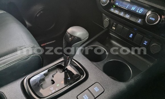 Comprar Usado Toyota Hilux Azul Carro em Maputo em Maputo Comprar Usado Toyota Hilux Azul Carro em Maputo em Maputo