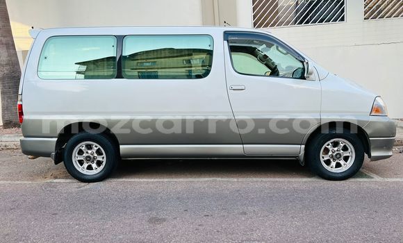 Comprar Usado Toyota Grand HiAce De outros Carro em Maputo em Maputo Comprar Usado Toyota Grand HiAce De outros Carro em Maputo em Maputo