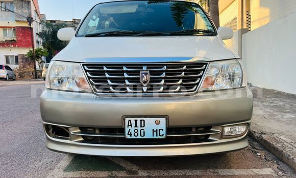 Comprar Usado Toyota Grand HiAce De outros Carro em Maputo em Maputo Comprar Usado Toyota Grand HiAce De outros Carro em Maputo em Maputo