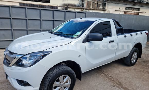 Buy Used Mazda BT-50 White Car in Maputo in Maputo Buy Used Mazda BT-50 White Car in Maputo in Maputo