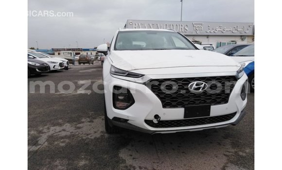Buy Import Hyundai Santa Fe White Car in Import - Dubai in Cabo Delgado Buy Import Hyundai Santa Fe White Car in Import - Dubai in Cabo Delgado