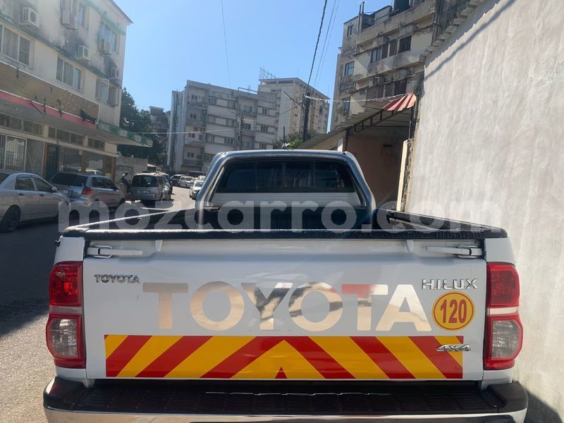 Big with watermark toyota hilux maputo maputo 16936