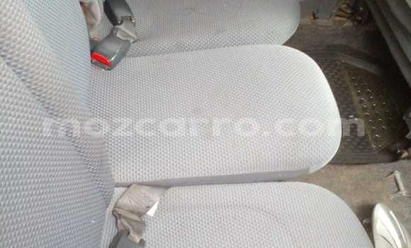 Comprar Usado Toyota FunCargo De outros Carro em Maputo em Maputo Comprar Usado Toyota FunCargo De outros Carro em Maputo em Maputo
