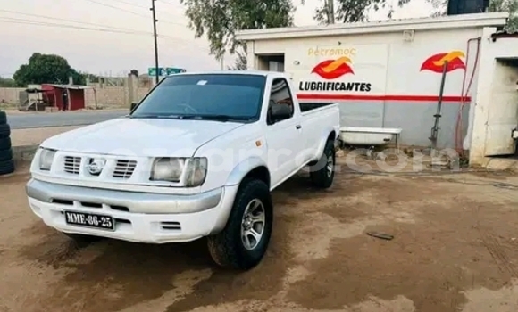 Nunua Ilio tumika Nissan Hardbody Nyeupe Gari ndani ya Maputo nchini Maputo Nunua Ilio tumika Nissan Hardbody Nyeupe Gari ndani ya Maputo nchini Maputo