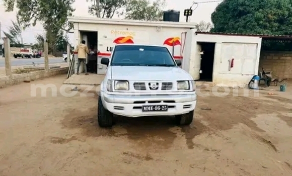 Nunua Ilio tumika Nissan Hardbody Nyeupe Gari ndani ya Maputo nchini Maputo Nunua Ilio tumika Nissan Hardbody Nyeupe Gari ndani ya Maputo nchini Maputo
