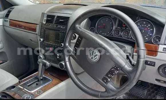 Nunua Ilio tumika Volkswagen Touareg Bluu Gari ndani ya Maputo nchini Maputo Nunua Ilio tumika Volkswagen Touareg Bluu Gari ndani ya Maputo nchini Maputo