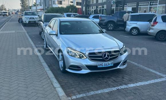 Comprar Usado Mercedes-Benz C-Classe Prata Carro em Maputo em Maputo Comprar Usado Mercedes-Benz C-Classe Prata Carro em Maputo em Maputo