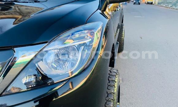Nunua Ilio tumika Mazda BT-50 Nyeusi Gari ndani ya Maputo nchini Maputo Nunua Ilio tumika Mazda BT-50 Nyeusi Gari ndani ya Maputo nchini Maputo