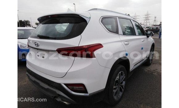 Buy Import Hyundai Santa Fe White Car in Import - Dubai in Cabo Delgado Buy Import Hyundai Santa Fe White Car in Import - Dubai in Cabo Delgado