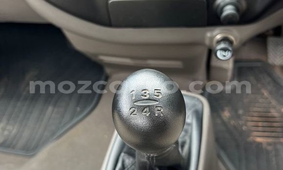 Comprar Usado Hyundai H1 Branco Carro em Maputo em Maputo Comprar Usado Hyundai H1 Branco Carro em Maputo em Maputo