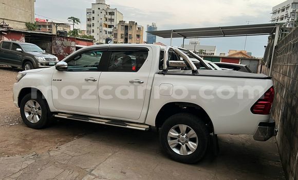 Nunua Ilio tumika Toyota Hiluxe Revo Nyeupe Gari ndani ya Maputo nchini Maputo Nunua Ilio tumika Toyota Hiluxe Revo Nyeupe Gari ndani ya Maputo nchini Maputo