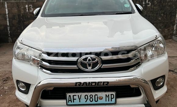Nunua Ilio tumika Toyota Hiluxe Revo Nyeupe Gari ndani ya Maputo nchini Maputo Nunua Ilio tumika Toyota Hiluxe Revo Nyeupe Gari ndani ya Maputo nchini Maputo