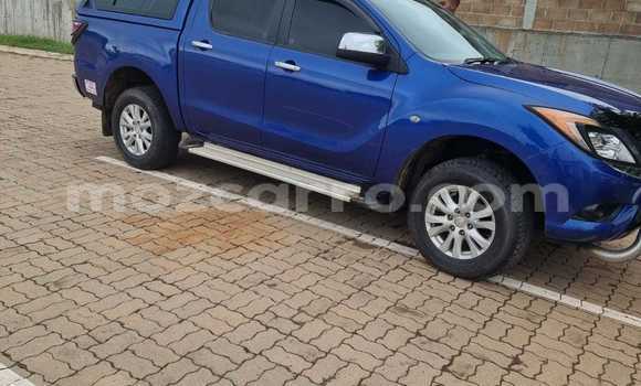 Nunua Ilio tumika Mazda BT-50 Bluu Gari ndani ya Maputo nchini Maputo Nunua Ilio tumika Mazda BT-50 Bluu Gari ndani ya Maputo nchini Maputo