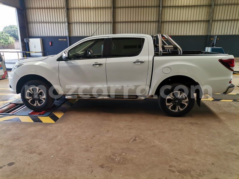 Big with watermark mazda bt 50 maputo maputo 16973