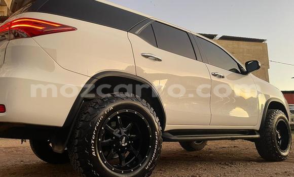 Buy Used Toyota Fortuner White Car in Maputo in Maputo Buy Used Toyota Fortuner White Car in Maputo in Maputo