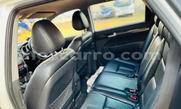 Comprar Usado Kia Sorento Branco Carro em Maputo em Maputo Comprar Usado Kia Sorento Branco Carro em Maputo em Maputo