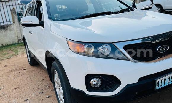 Comprar Usado Kia Sorento Branco Carro em Maputo em Maputo Comprar Usado Kia Sorento Branco Carro em Maputo em Maputo