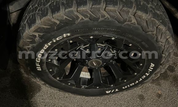 Comprar Usado Mazda BT-50 Branco Carro em Maputo em Maputo Comprar Usado Mazda BT-50 Branco Carro em Maputo em Maputo