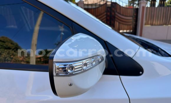 Comprar Usado Hyundai ix35 Branco Carro em Maputo em Maputo Comprar Usado Hyundai ix35 Branco Carro em Maputo em Maputo