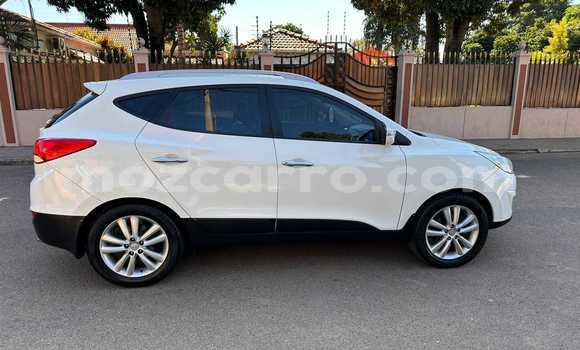 Comprar Usado Hyundai ix35 Branco Carro em Maputo em Maputo Comprar Usado Hyundai ix35 Branco Carro em Maputo em Maputo