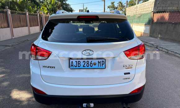 Comprar Usado Hyundai ix35 Branco Carro em Maputo em Maputo Comprar Usado Hyundai ix35 Branco Carro em Maputo em Maputo