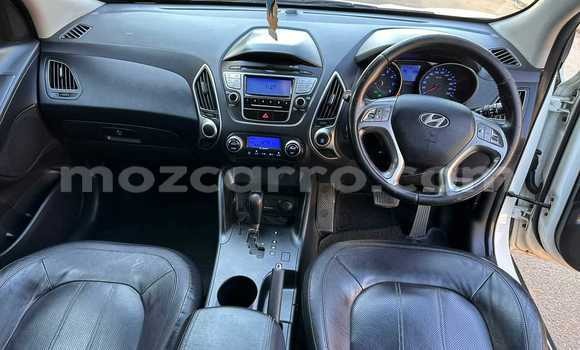 Comprar Usado Hyundai ix35 Branco Carro em Maputo em Maputo Comprar Usado Hyundai ix35 Branco Carro em Maputo em Maputo