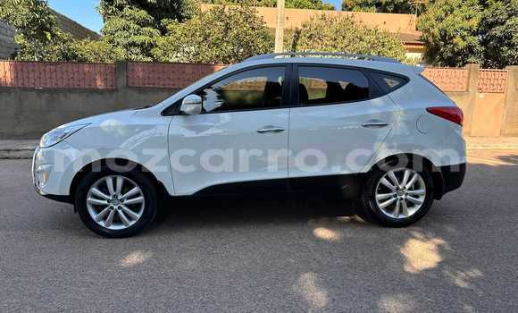 Comprar Usado Hyundai ix35 Branco Carro em Maputo em Maputo Comprar Usado Hyundai ix35 Branco Carro em Maputo em Maputo