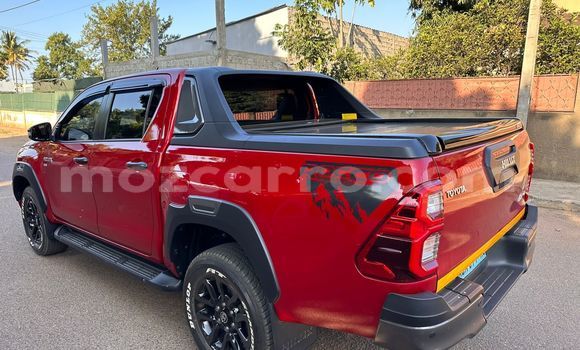 Nunua Ilio tumika Toyota Hiluxe Revo Nyekundu Gari ndani ya Maputo nchini Maputo Nunua Ilio tumika Toyota Hiluxe Revo Nyekundu Gari ndani ya Maputo nchini Maputo