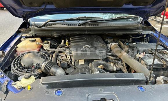 Nunua Ilio tumika Mazda BT-50 Bluu Gari ndani ya Maputo nchini Maputo Nunua Ilio tumika Mazda BT-50 Bluu Gari ndani ya Maputo nchini Maputo