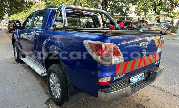 Nunua Ilio tumika Mazda BT-50 Bluu Gari ndani ya Maputo nchini Maputo Nunua Ilio tumika Mazda BT-50 Bluu Gari ndani ya Maputo nchini Maputo