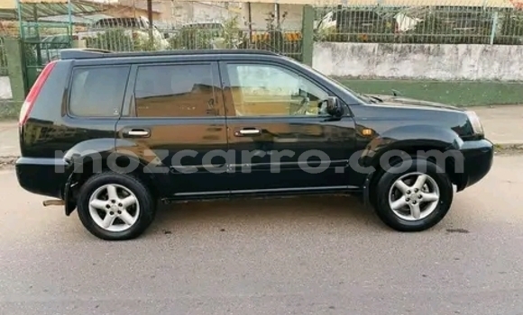Nunua Ilio tumika Nissan X-Trail Nyeusi Gari ndani ya Maputo nchini Maputo Nunua Ilio tumika Nissan X-Trail Nyeusi Gari ndani ya Maputo nchini Maputo