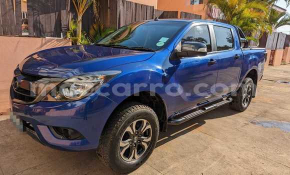 Nunua Ilio tumika Mazda BT-50 Bluu Gari ndani ya Maputo nchini Maputo