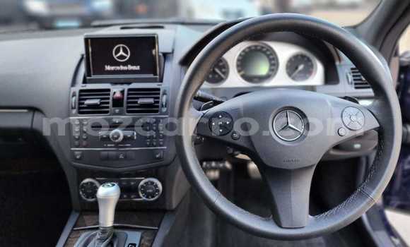 Nunua Ilio tumika Mercedes‒Benz C-Class Bluu Gari ndani ya Maputo nchini Maputo Nunua Ilio tumika Mercedes‒Benz C-Class Bluu Gari ndani ya Maputo nchini Maputo