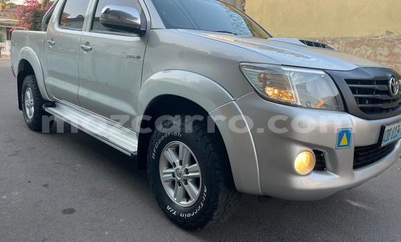 Comprar Usado Toyota Hilux Prata Carro em Maputo em Maputo Comprar Usado Toyota Hilux Prata Carro em Maputo em Maputo