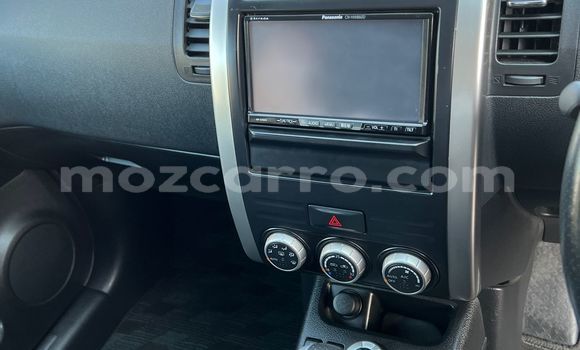 Nunua Ilio tumika Nissan X-Trail Fedha Gari ndani ya Maputo nchini Maputo Nunua Ilio tumika Nissan X-Trail Fedha Gari ndani ya Maputo nchini Maputo
