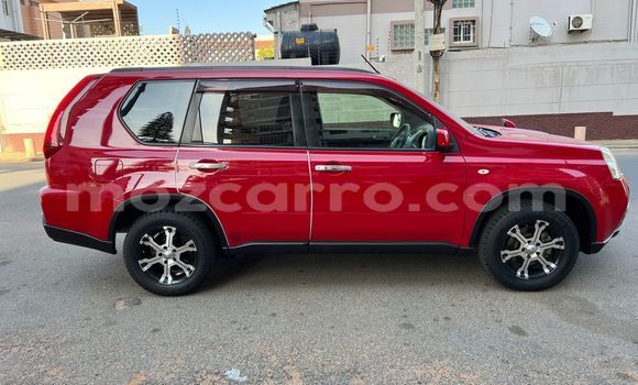 Nunua Ilio tumika Nissan X-Trail Fedha Gari ndani ya Maputo nchini Maputo Nunua Ilio tumika Nissan X-Trail Fedha Gari ndani ya Maputo nchini Maputo
