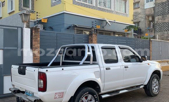 Buy Used Nissan Hardbody White Car in Maputo in Maputo Buy Used Nissan Hardbody White Car in Maputo in Maputo