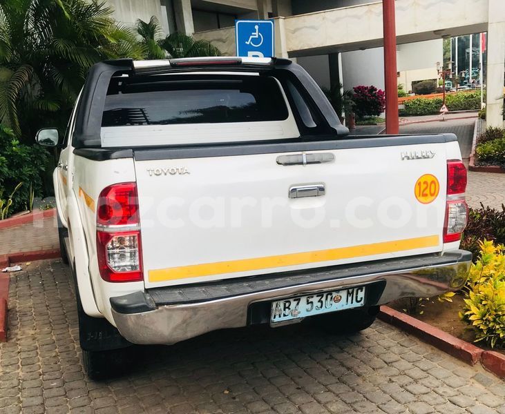 Big with watermark toyota hilux maputo maputo 17020