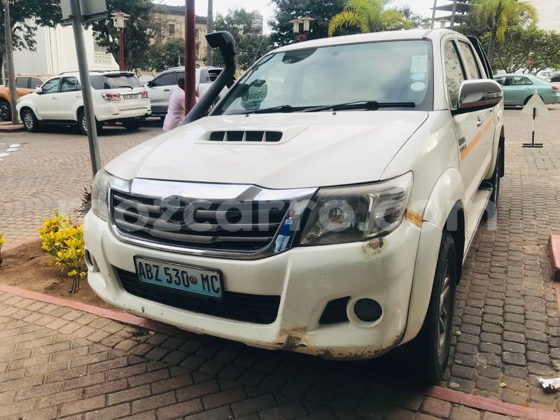 Big with watermark toyota hilux maputo maputo 17020