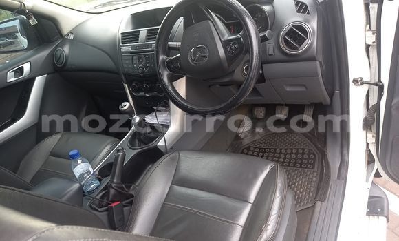 Tenga Tsaru Mazda BT-50 Chena Mota in Maputo in Maputo Tenga Tsaru Mazda BT-50 Chena Mota in Maputo in Maputo