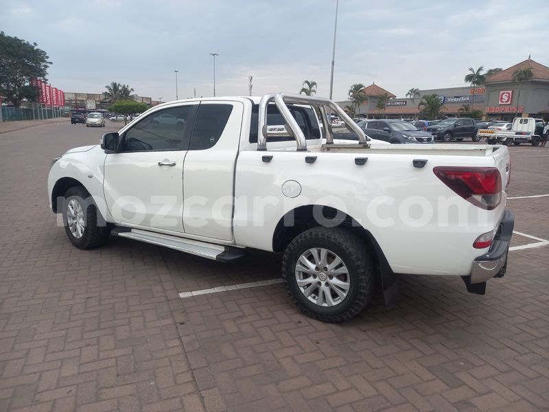 Big with watermark mazda bt 50 maputo maputo 17021