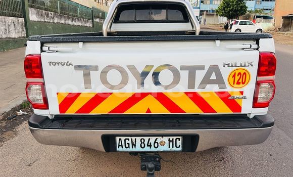 Comprar Usado Toyota Hilux Branco Carro em Maputo em Maputo Comprar Usado Toyota Hilux Branco Carro em Maputo em Maputo
