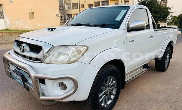 Comprar Usado Toyota Hilux Branco Carro em Maputo em Maputo Comprar Usado Toyota Hilux Branco Carro em Maputo em Maputo
