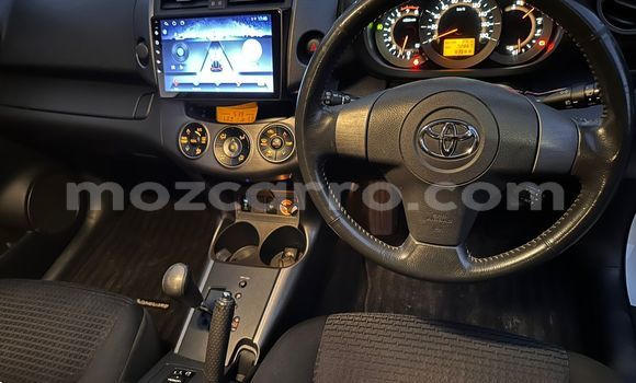 Buy Used Toyota Vanguard White Car in Maputo in Maputo Buy Used Toyota Vanguard White Car in Maputo in Maputo